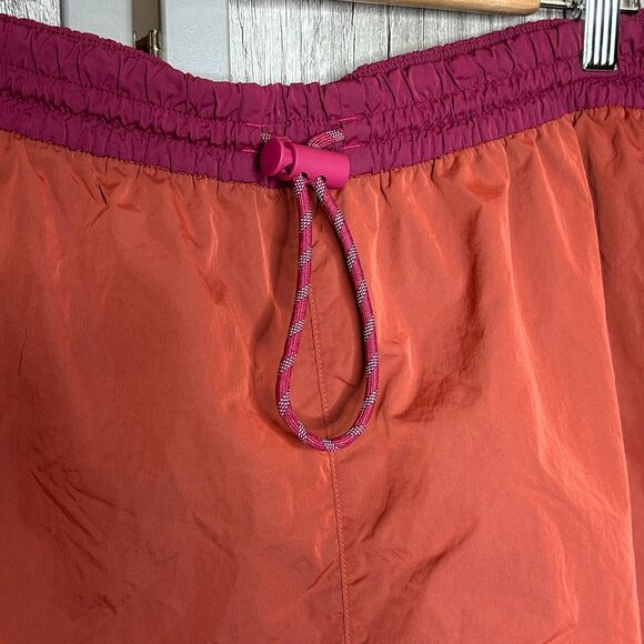 Lululemon Evergreen High Rise Shorts Women Size 12 Multicolor Pockets Unlined - Picture 5 of 6